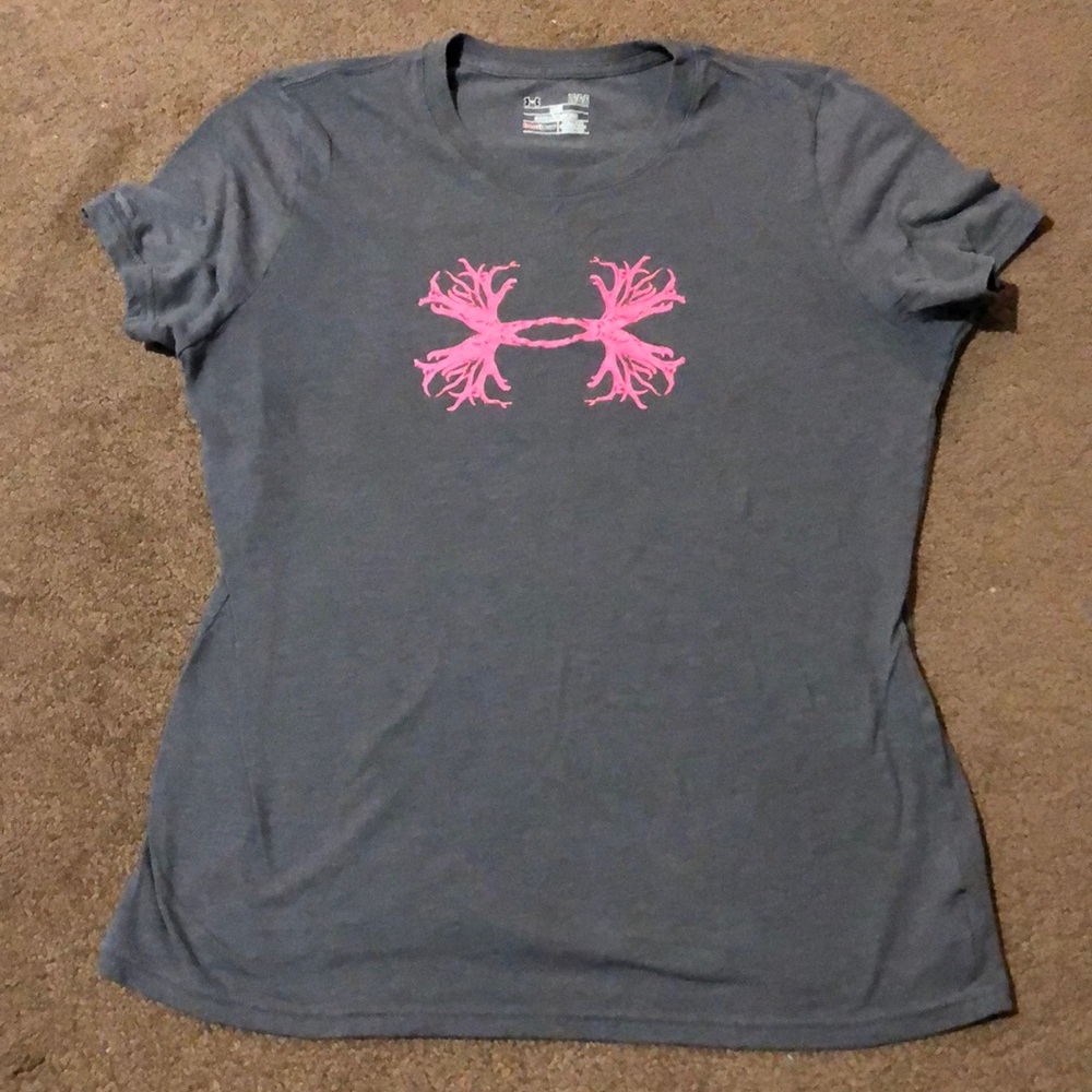 Under armour tshirt